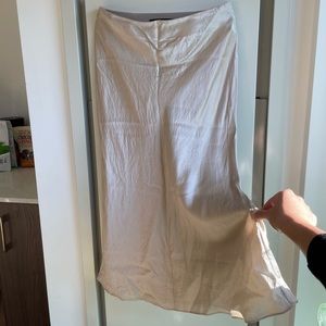 Quince Washable Silk Midi Skirt, XS, Champagne Color